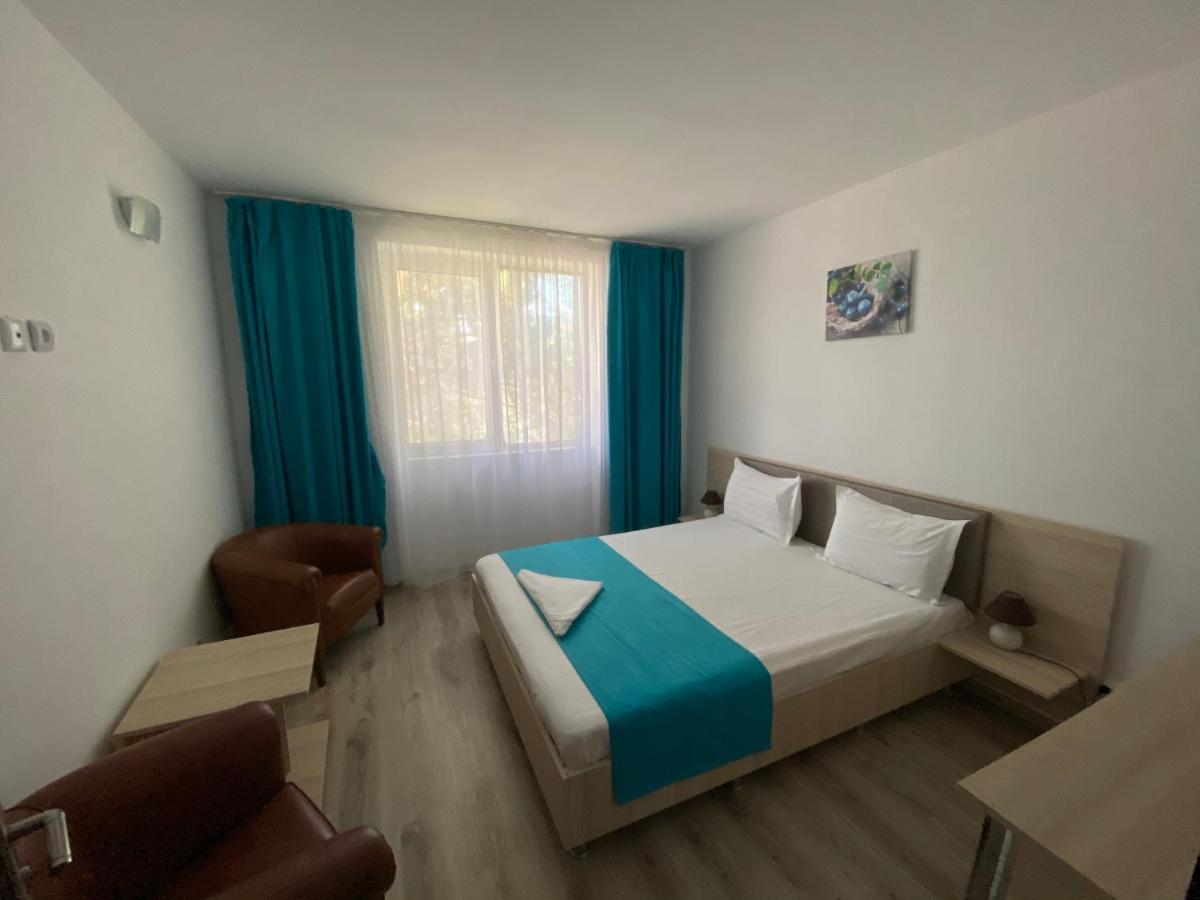 Q Hotel نيبتون المظهر الخارجي الصورة