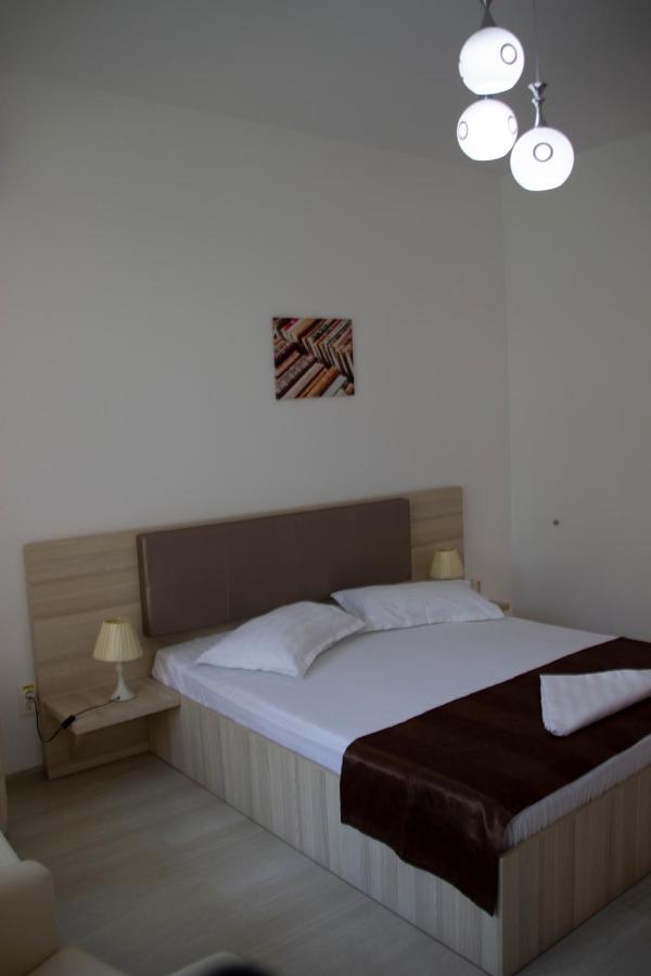 Q Hotel نيبتون المظهر الخارجي الصورة