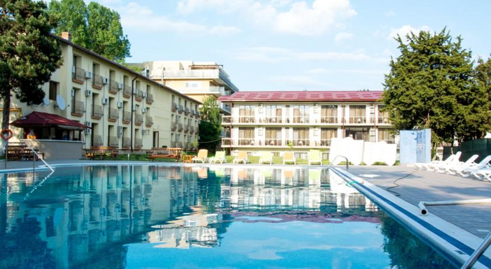 Q Hotel نيبتون المظهر الخارجي الصورة
