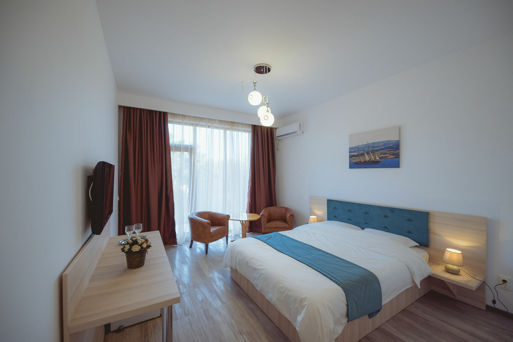 Q Hotel نيبتون المظهر الخارجي الصورة