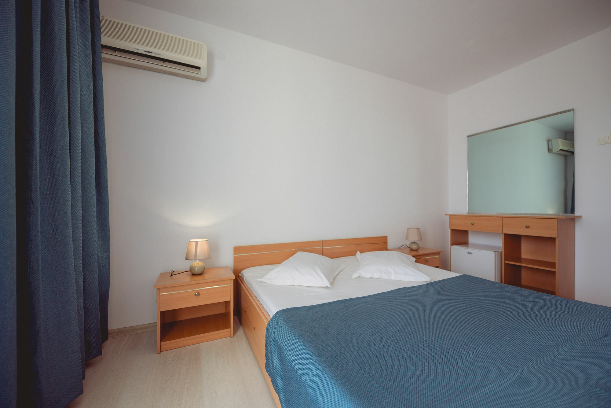 Q Hotel نيبتون المظهر الخارجي الصورة